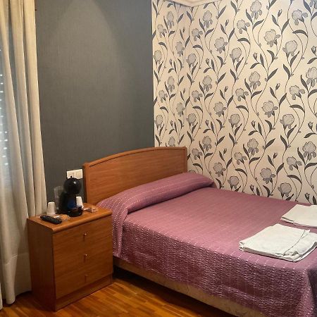 Pension La Chalana Pola de Laviana Eksteriør billede